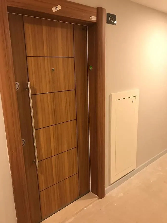 Lens Living Center Apartment Istanbul