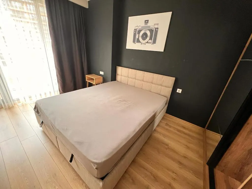 Lens Living Center Apartment Istanbul